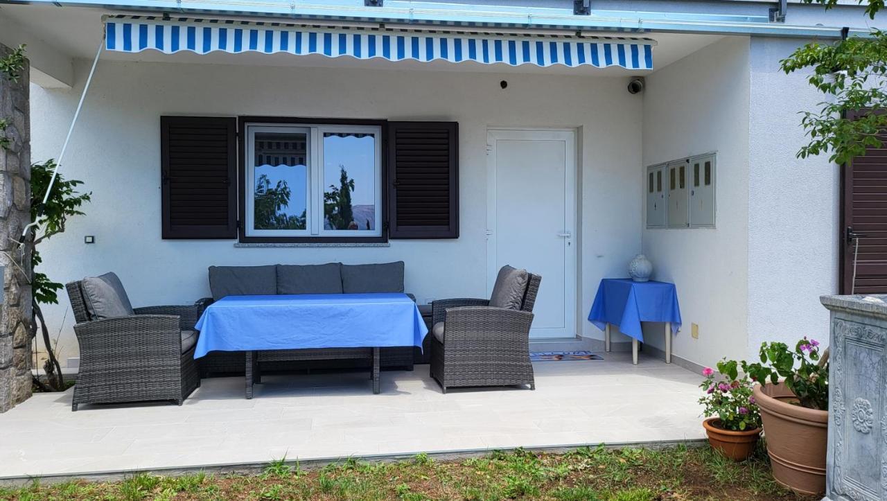 Apartments Amadea Novi Vinodolski Ngoại thất bức ảnh